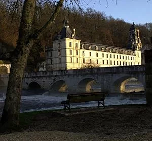L'abbaye de Brantôme - 15 km © Arnaud Galy
