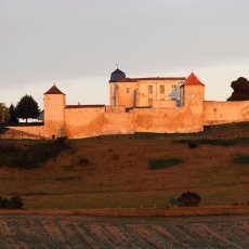 Le château de Villebois-Lavalette - 25 km © Arnaud Galy
